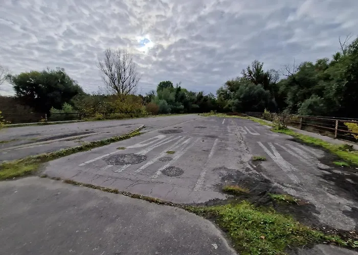 Geraeumige Und Zentrale Stahnsdorf